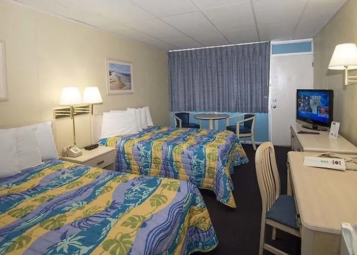 Thunderbird Motel 2*
